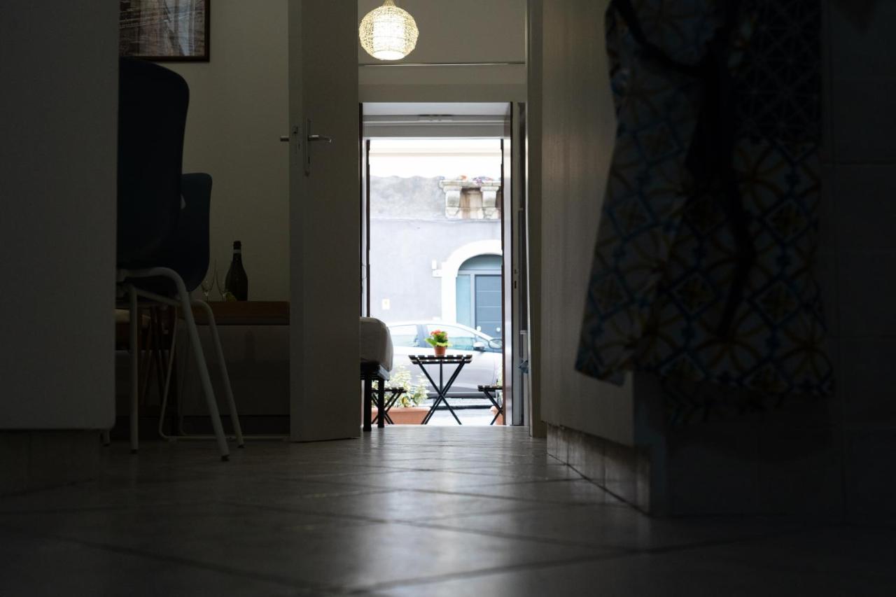 דירות קטאניה Antico Cortile Siciliano מראה חיצוני תמונה