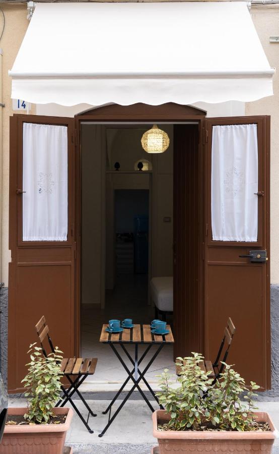 דירות קטאניה Antico Cortile Siciliano מראה חיצוני תמונה